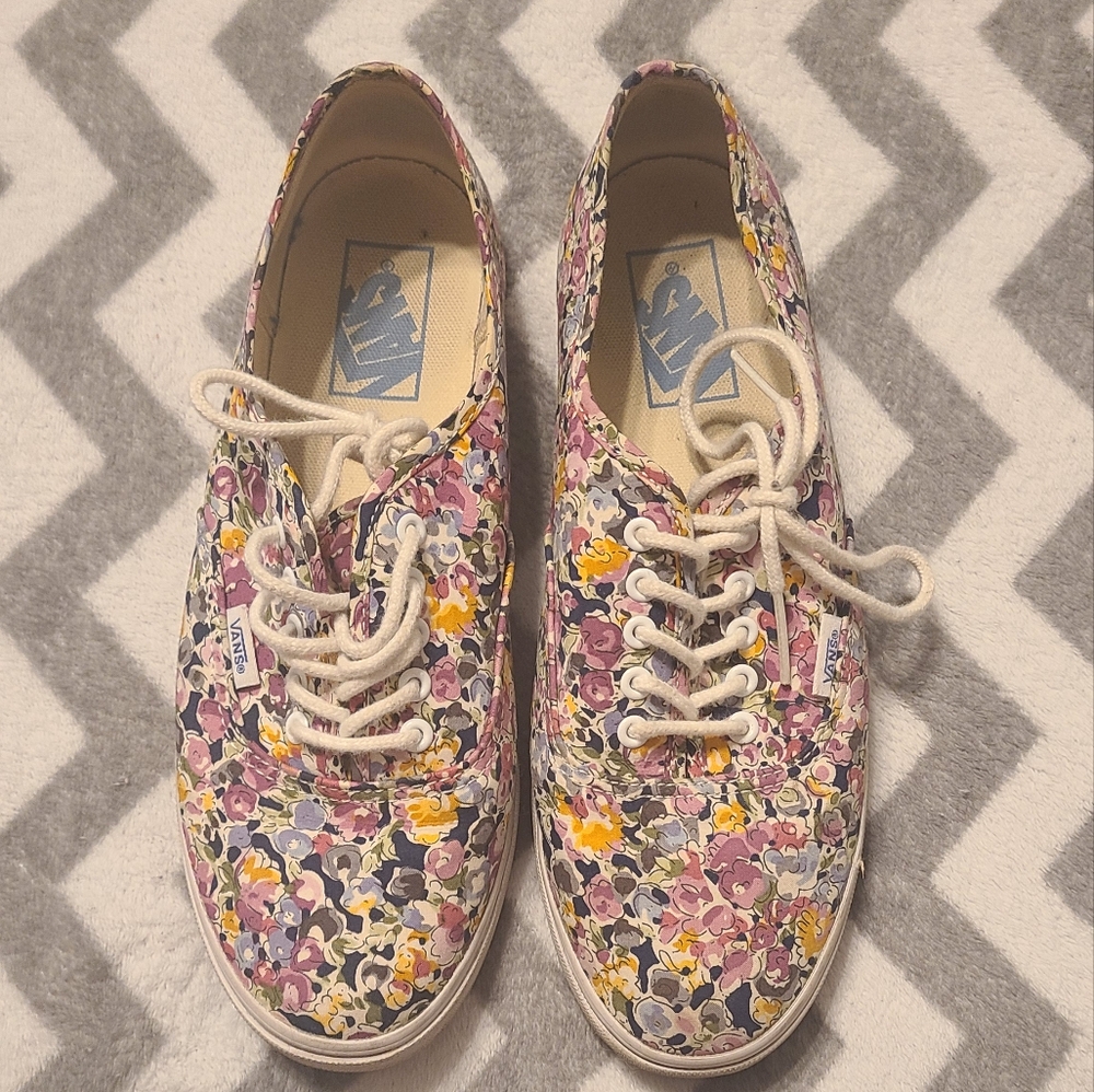 Vans size 8.5